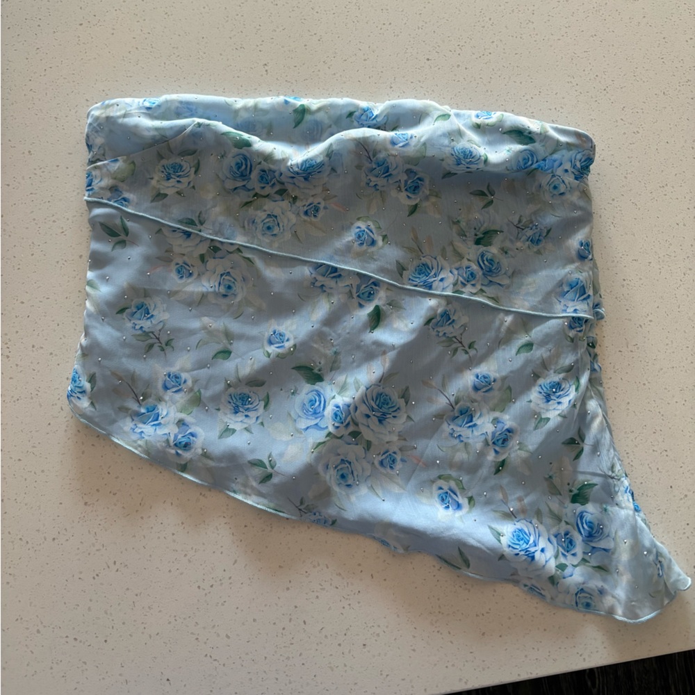 REVOLVE top Floral Blue asymmetrical strapless top